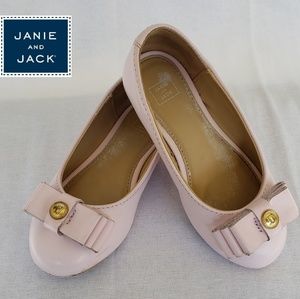 Janie and Jack Girl's Pink Shoes Size 9